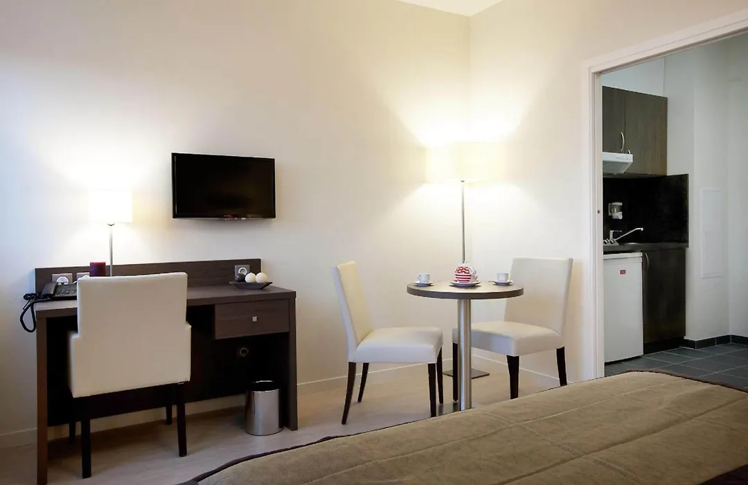 Residhome Reims Centre-1