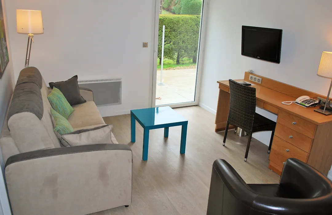 Hotel Le Relais Des Champs-1