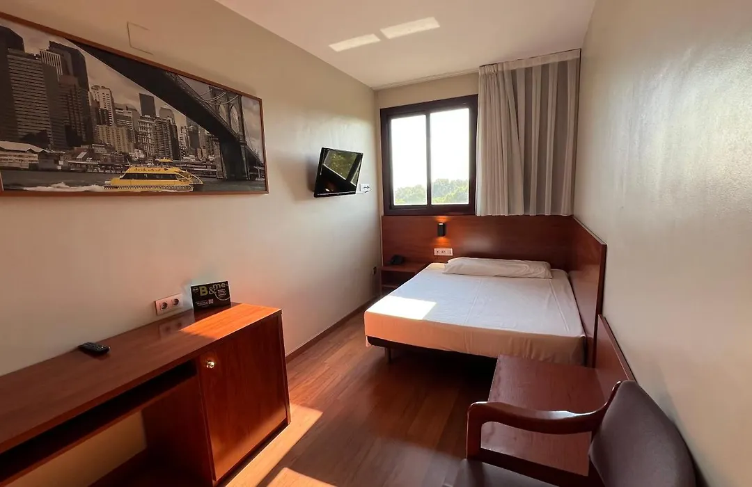 B&B Hotel Tarragona Reus-1