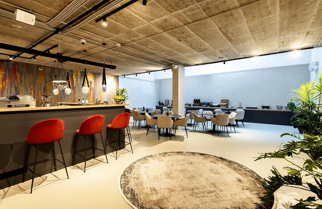 The Amberlyn Suite Hotel-1