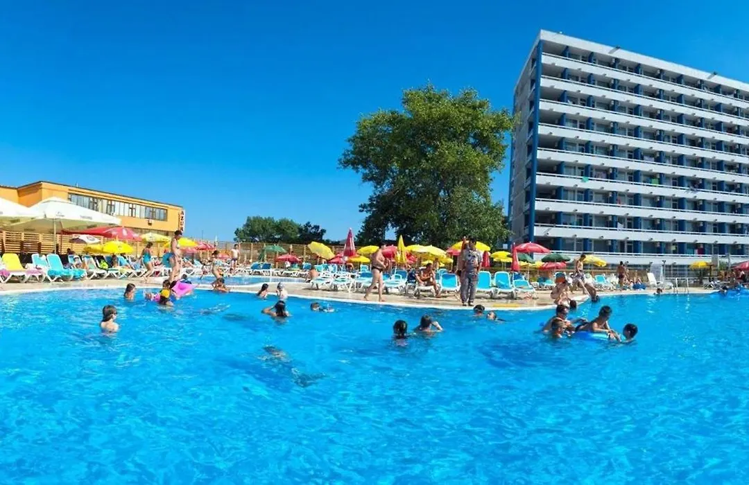 Hotel Aurora-1