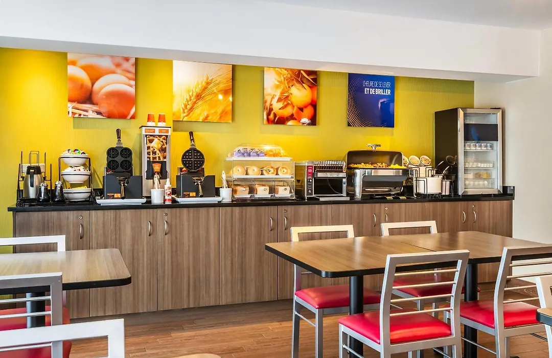 Comfort Inn Alma - Lac-Saint-Jean-1
