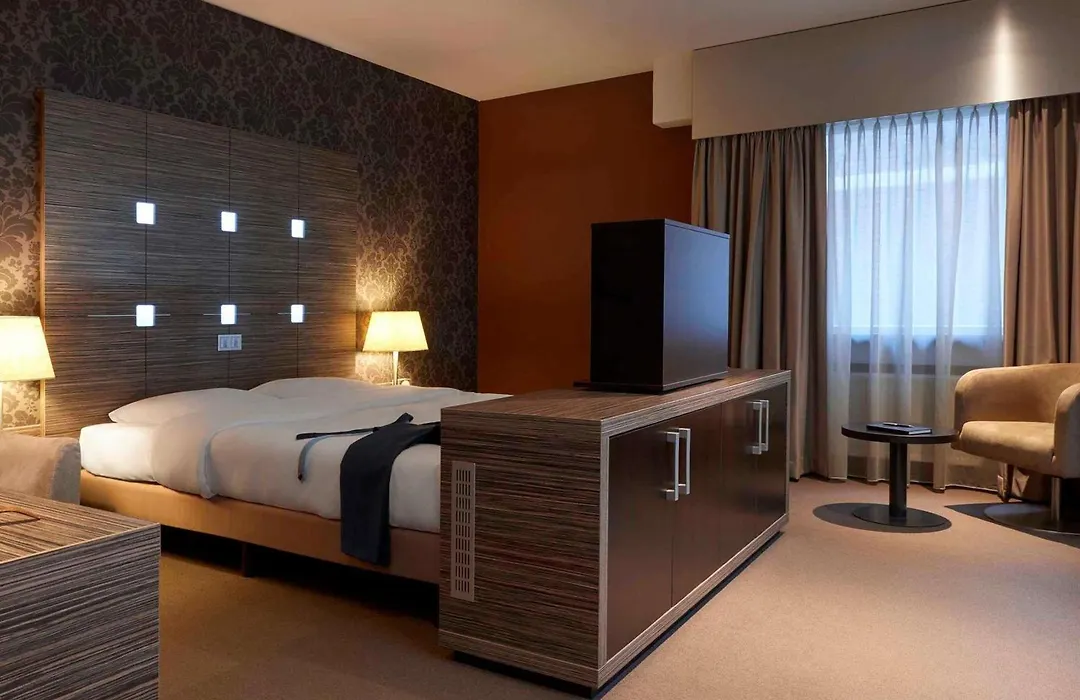 Mercure Hotel Tilburg Centrum-1
