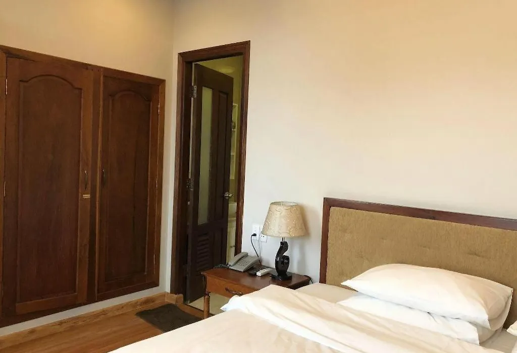 Dreams Hotel-1