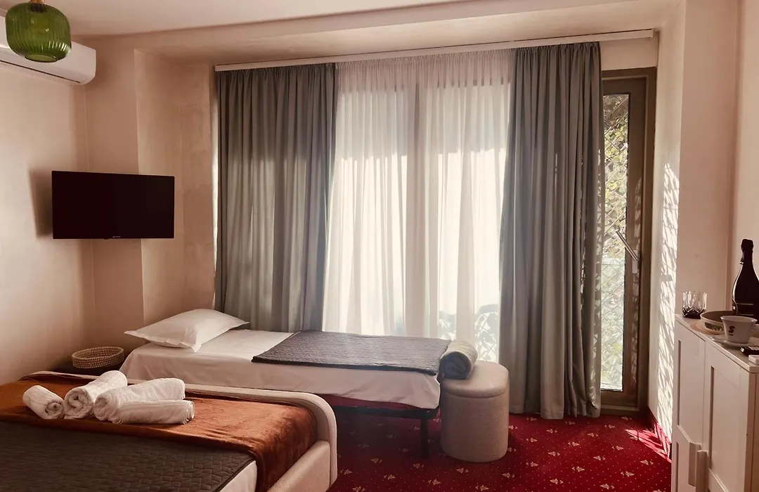 White Boutique Hotel- Eforie Nord-1