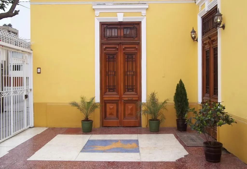 Residencial Miraflores B&B-1