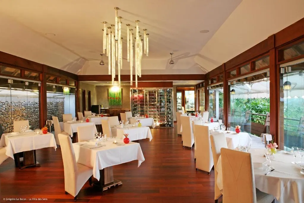 Legends Resort Moorea-1