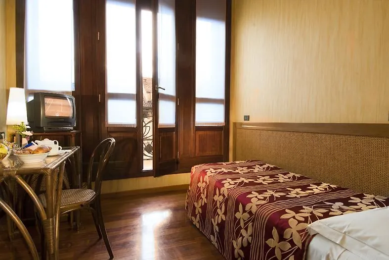 Ariosto Hotel-1