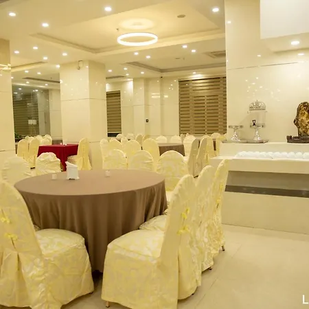 Luxe Hotel-3