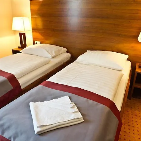 Ivbergs Hotel Berlin Messe-2