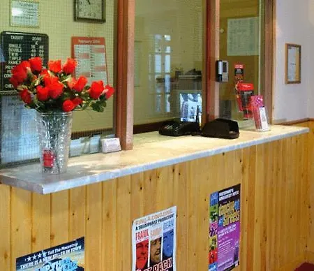 Holly House Hotel-3
