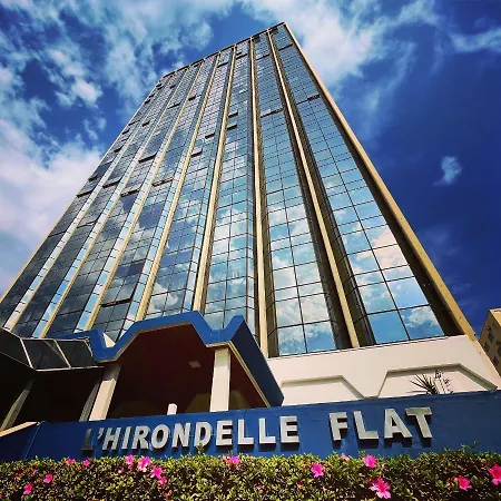 L'Hirondelle Flat Service-3