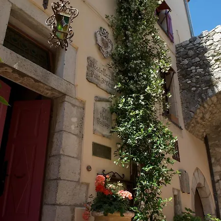 Hostellerie Jerome-3