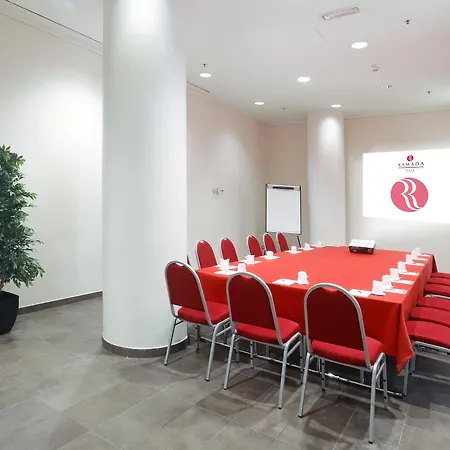 Ramada Plaza By Wyndham Milano-3