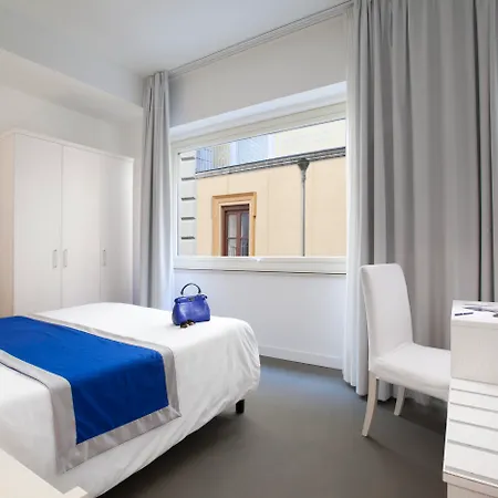Hotel Tasso Suites & Spa-3