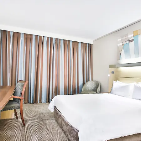 Holiday Inn Express Sandton-Woodmead By Ihg-3