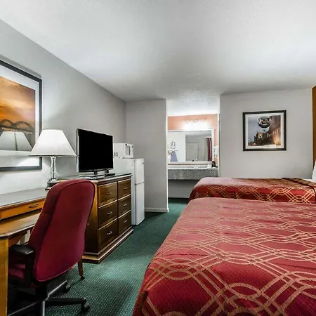 Econo Lodge Inn & Suites Enterprise-2