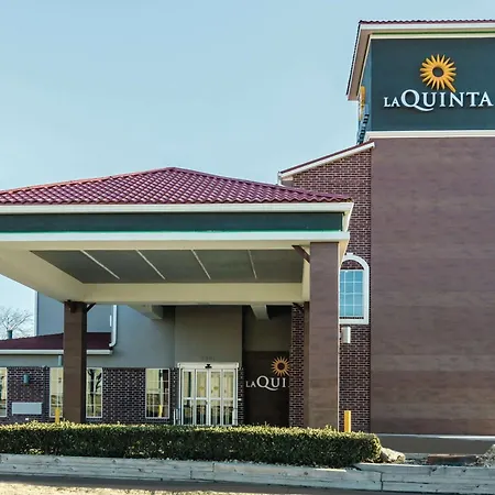 La Quinta By Wyndham Kansas City Airport-2