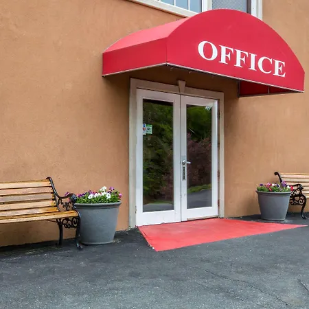 Econo Lodge Montpelier I-89-3