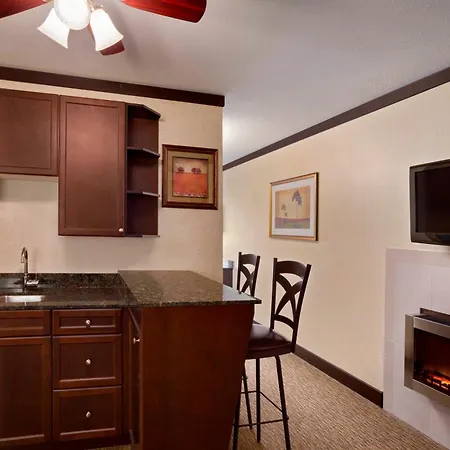 Days Inn & Suites By Wyndham Sault Ste. Marie On-3