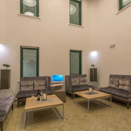 Aparthotel Adeo-3
