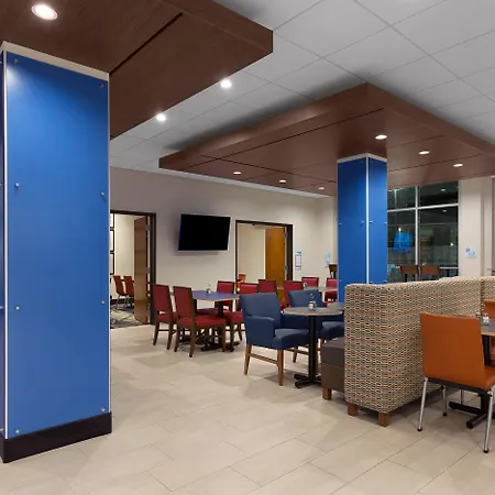 Holiday Inn Express - Lake Park By Ihg-3
