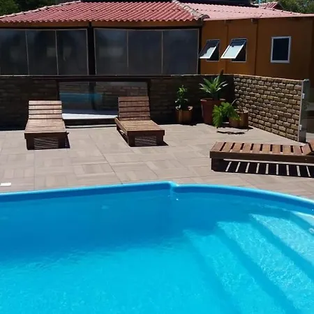 Pousada e Lazer MARICÁ-2