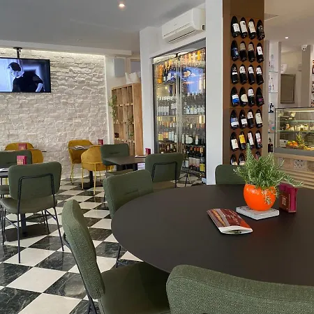 Hotel Croce Di Malta-3