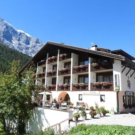 Alpina Mountain Resort-3