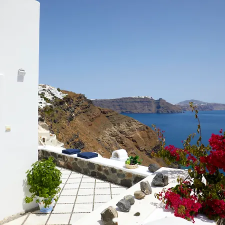 Allure Breeze Suites-3