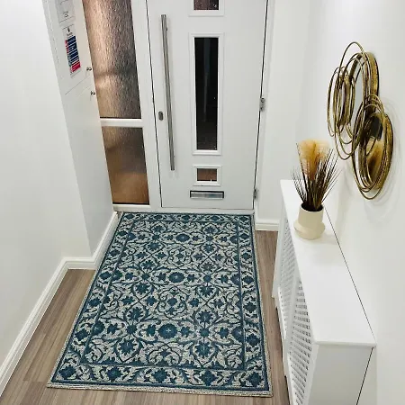 Riverside Deluxe Double Room E14-3