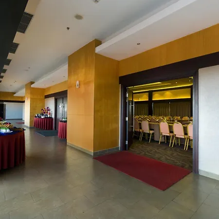 Quest Hotel Kuta By Aston-3