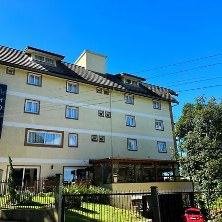 Hotel Golden Hills-2