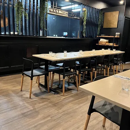 Star Bar Cafe & Hotel-2