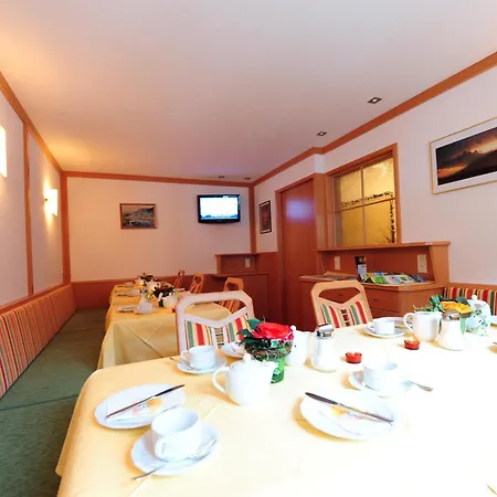 Haus Enzian-2