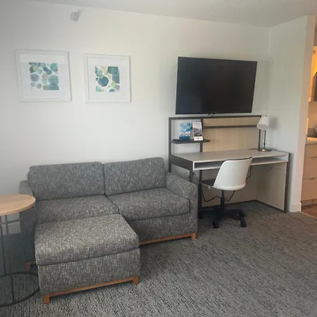 Towneplace Suites Detroit Warren-2