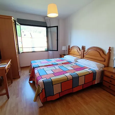 Pension Paseo Real-3