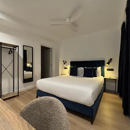 Arenal Rooms Bilbao-2