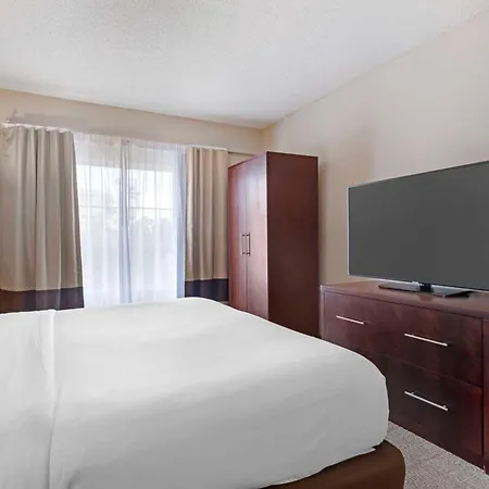 Comfort Suites Downtown-3