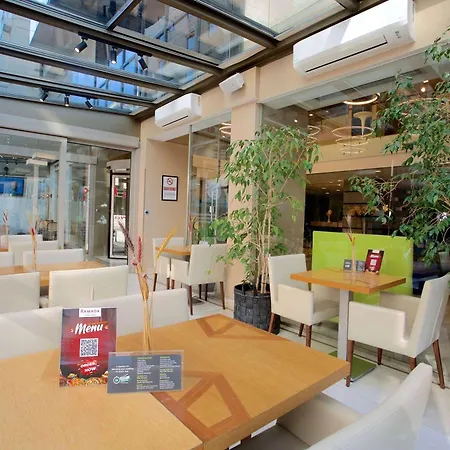 Ramada By Wyndham Istanbul Taksim-2