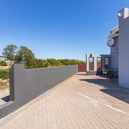 Holiday Guest House Langebaan-2