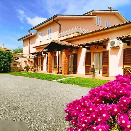 Villa Etruria Guest House-3