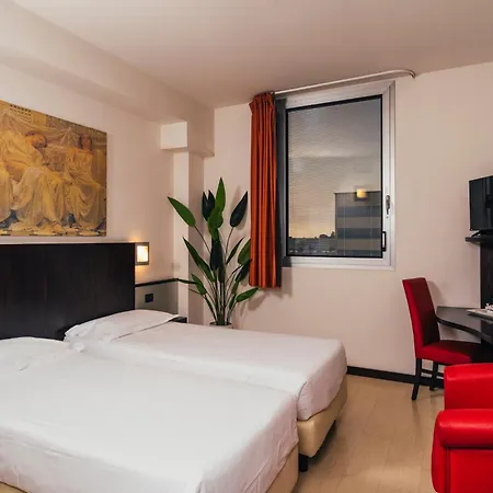 Euro Hotel-2