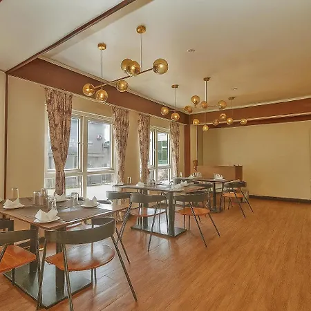 Hotel Cliffton Royals-3