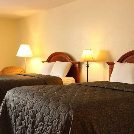 Shawano Four Seasons Resort-2