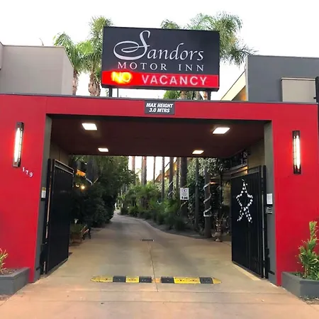 Sandors Motor Inn-2