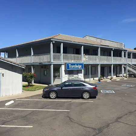 Travelodge By Wyndham Clearlake-2