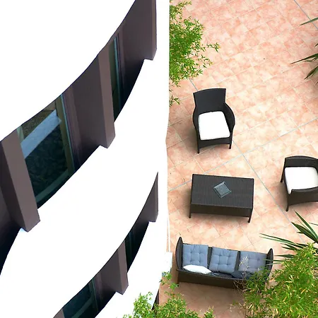 Hôtel Hélios-2