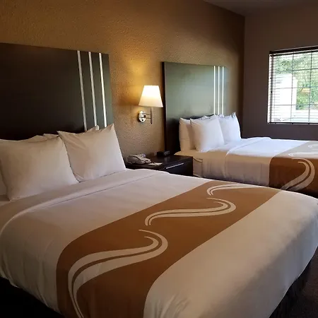 Quality Inn & Suites Bainbridge Island-3