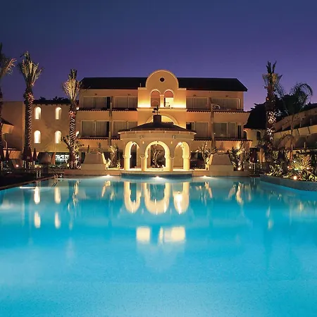 Napa Plaza Hotel (Adults Only)-3
